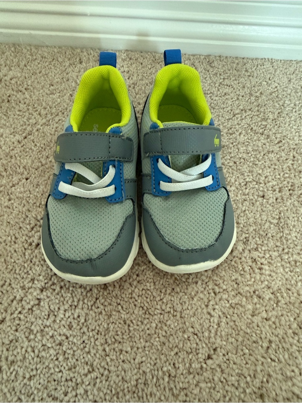See Kai Run Kids Sneakers – Gray/Blue/Neon Green size 7